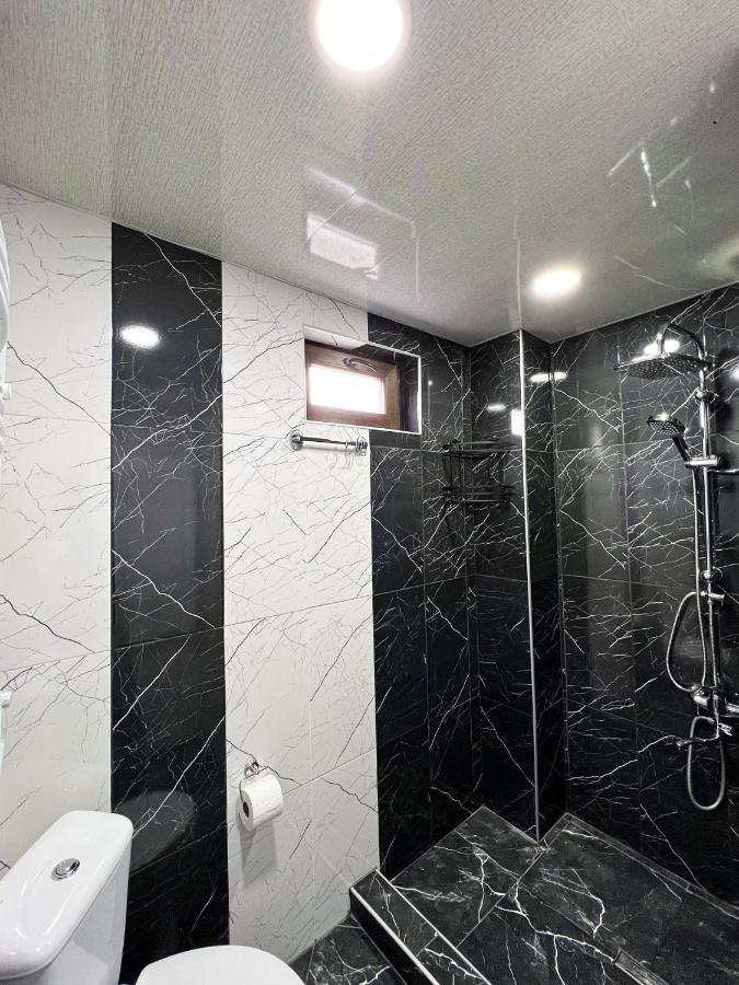Royal Galaxy Apartment Kazbegi Bagian luar foto