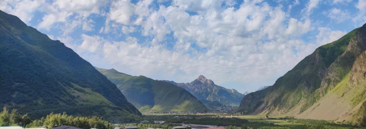 Royal Galaxy Apartment Kazbegi Bagian luar foto